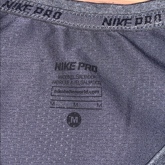 nike shirt - Picture 3 of 3